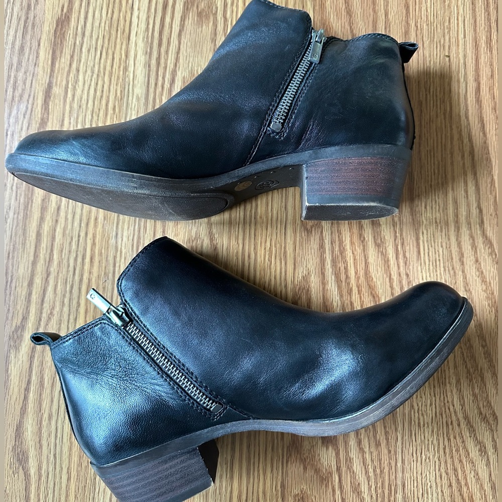 Lucky Brand Black Leather Booties Sz 10